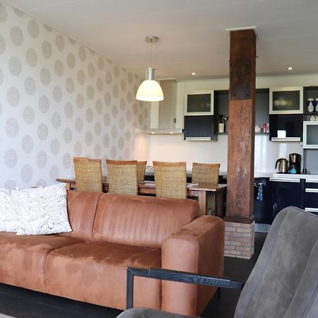 Rural Holiday Home With A Lovely Sunny Terrace Воркум Экстерьер фото