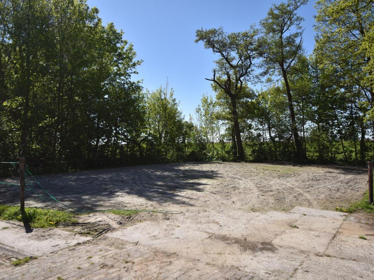 Rural Holiday Home With A Lovely Sunny Terrace Воркум Экстерьер фото